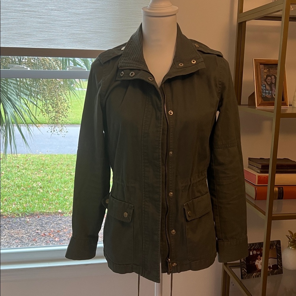 Green Jacket - Picture 6 of 9